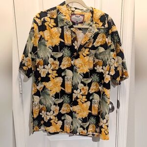 Bahama Bay Club Shirt Mens Large Pineapple Hawaiian Short Sleeve‎